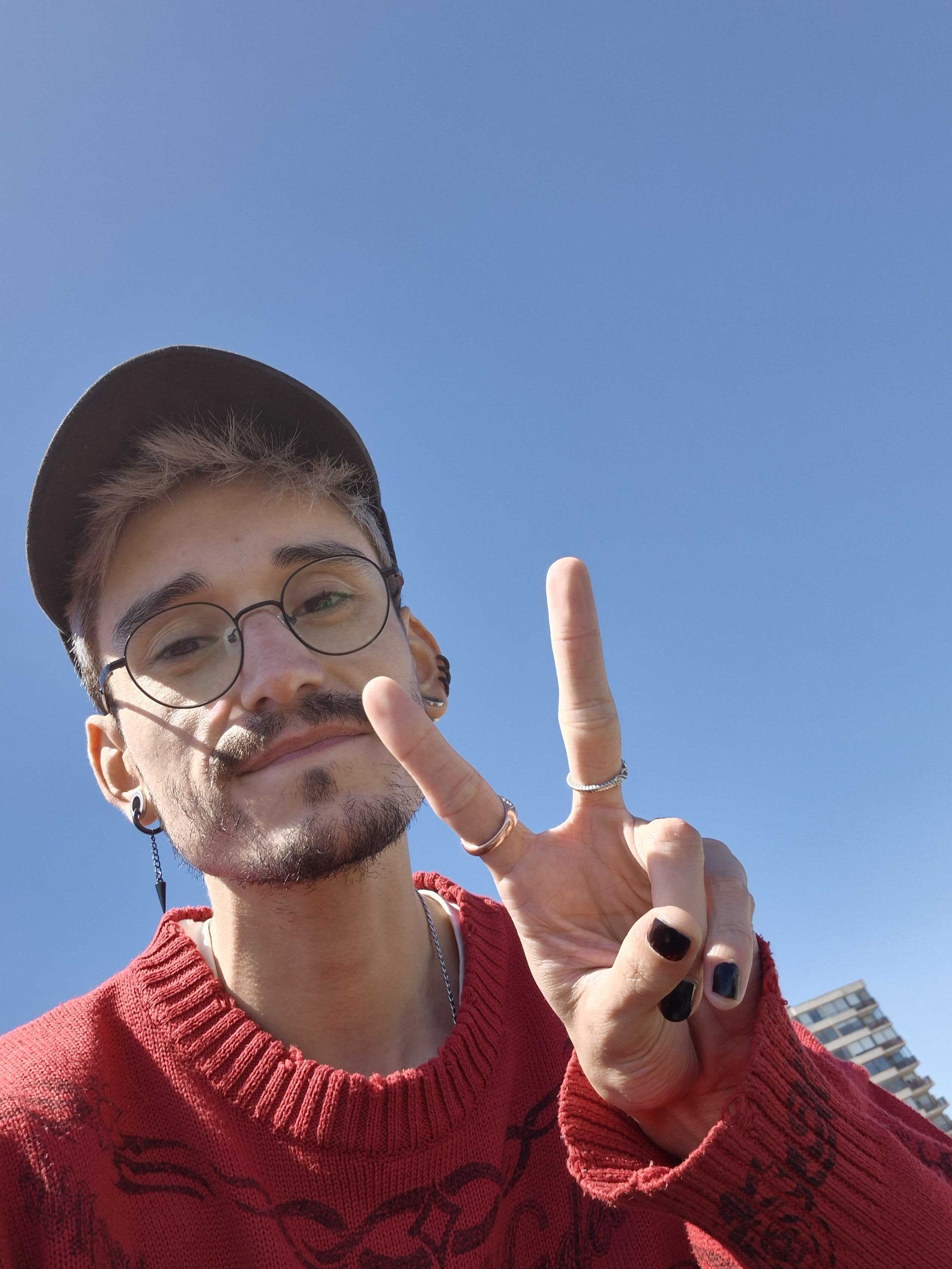 Jair Zuñiga - Diseñador UX/UI | Gestor de Proyectos y Éxito en Blackend